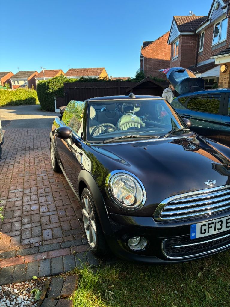 Mini, CONVERTIBLE, Convertible, 2013, Manual, 1598 (cc), 2 doors