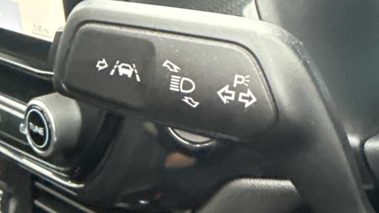 2022 Ford Puma 1.0 EcoBoost Hybrid mHEV Titanium 5dr Hatchback Petrol Manual