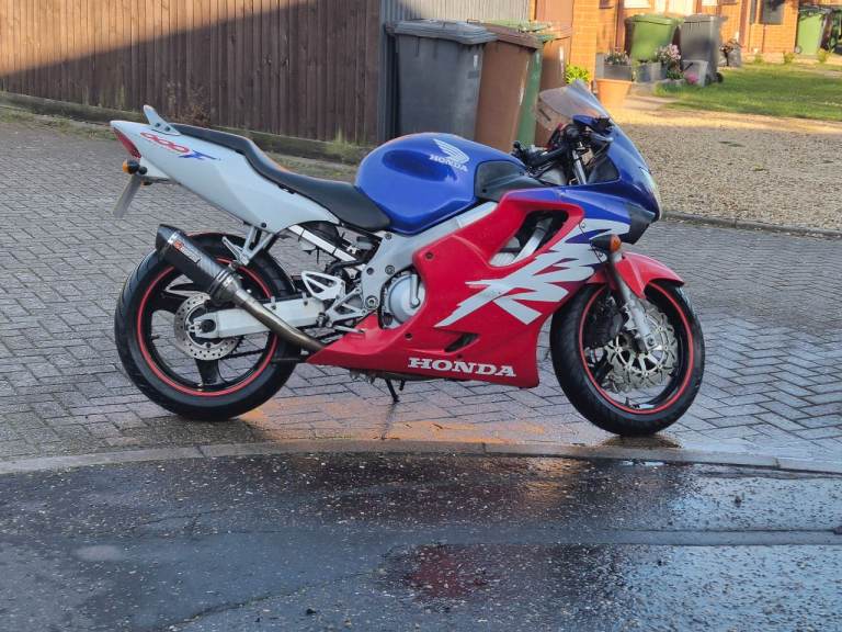 Honda, CBR, 2001, 599 (cc)