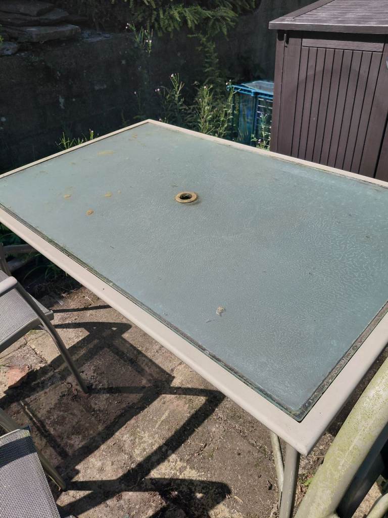 Garden table and four chairs