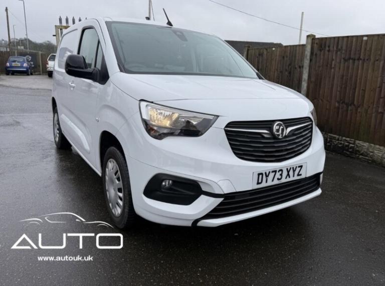 2023 Vauxhall Combo 2300 1.5 Turbo D 100ps H1 Pro Van PANEL VAN DIESEL Manual