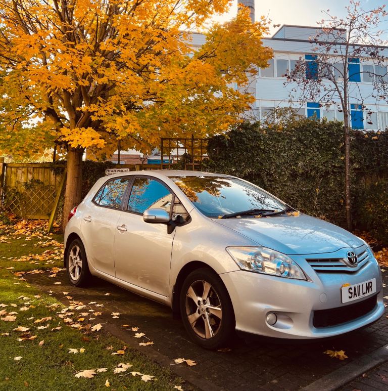 Toyota, AURIS, Hatchback, 2011, Manual, 1329 (cc), 5 doors
