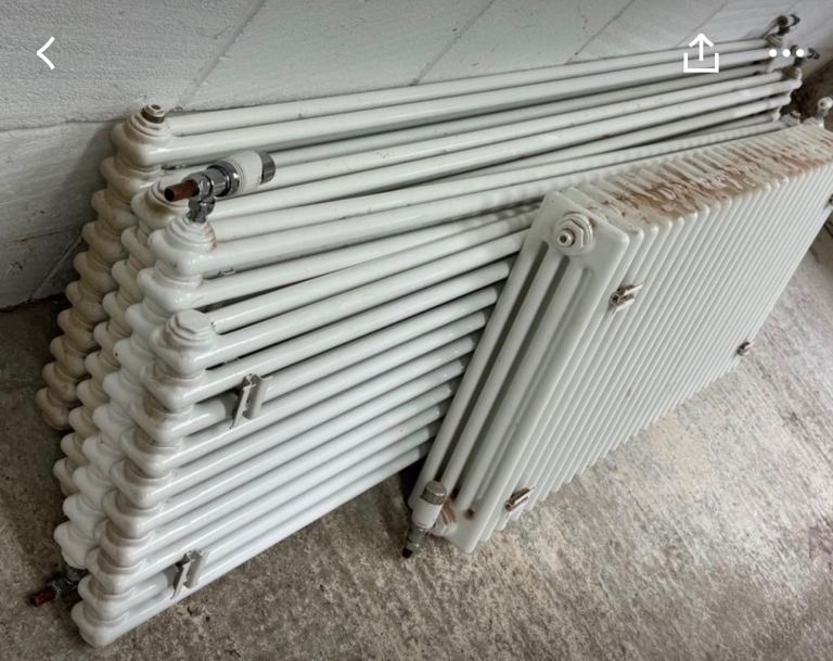 Solid column radiators