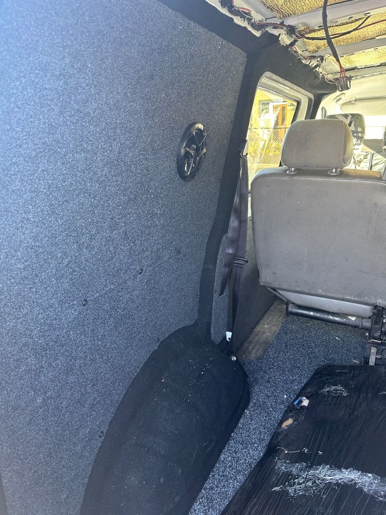 Volkswagen Transporter T5 1.9TDi