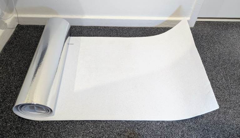 Essentials Radiator Heat Reflective Foil 2m x 50cm / Easy to Cut / Slide Behind Any Radiators