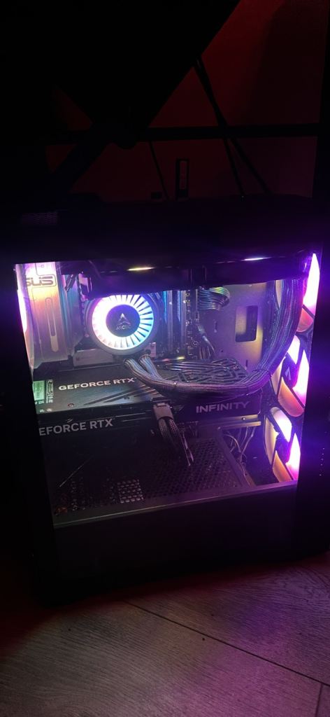Gaming PC- GeForce RTX 5070 64GB DDR5 RYZEN 9