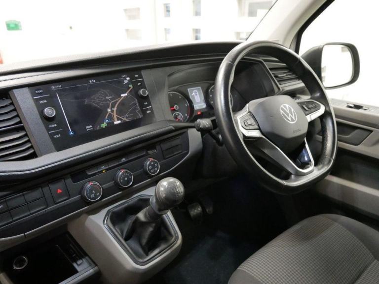 2021 VW TRANSPORTER T32 2.0 TDI 150 BHP SWB BUSINESS PACK ( SAT NAV + AIR CON )