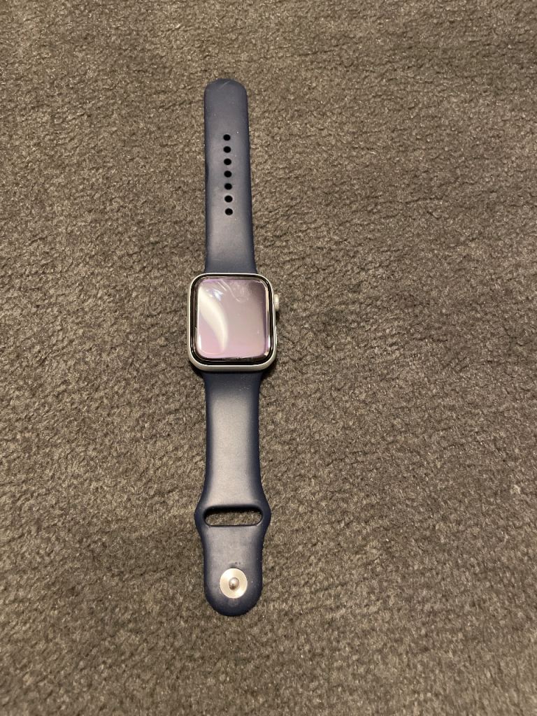 image for Apple Watch SE 44mm and charger