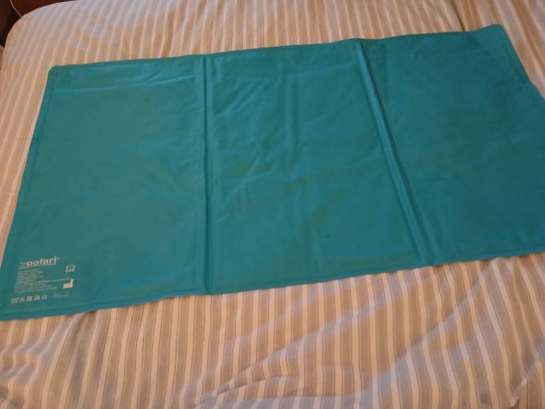 DOG COOLING MAT LARGE