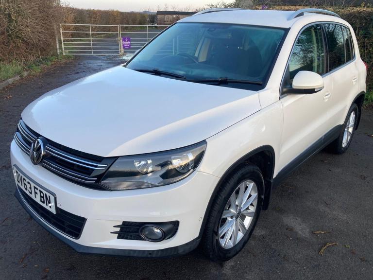 2013 Volkswagen Tiguan 2.0 TDI BlueMotion Tech SE 4WD Euro 5 (s/s) 5dr ESTATE Diesel Manual