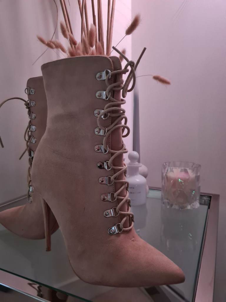 Boots high heels brand new 