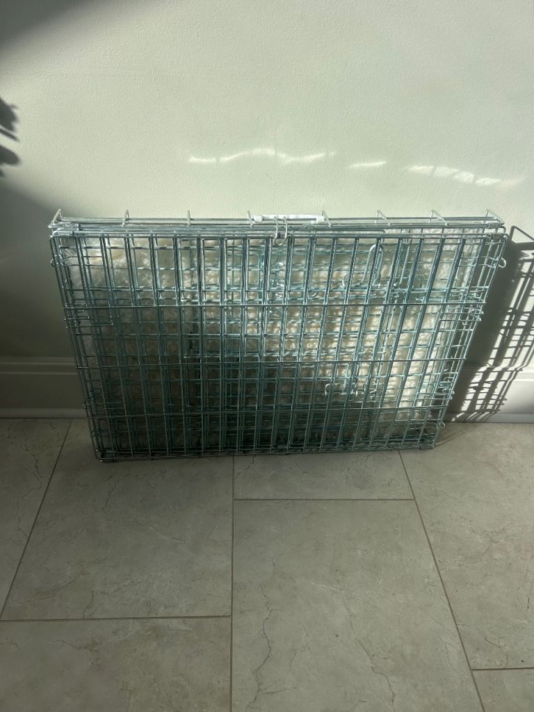 Lords and Labradors Dog Crate and Cover