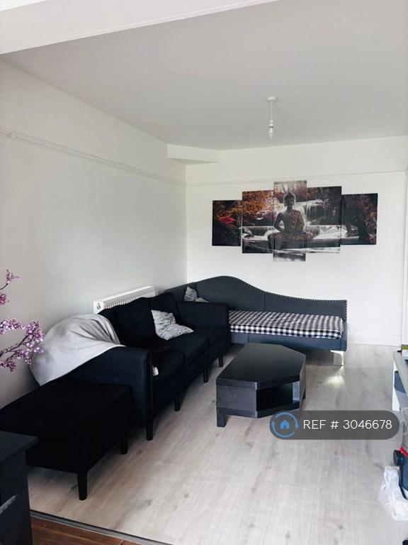 1 bedroom in The Glade, Croydon, CR0 (#3046678)