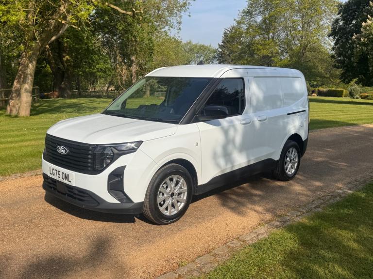 2025/75 Ford Transit Courier 1.0 EcoBoost 125ps Limited Panel Van Frozen White