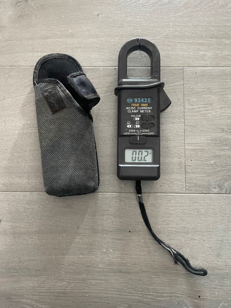 BEHA 93425AC/DC Current Clamp Meter with Case