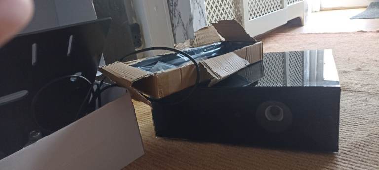 Professional Projector SIM 2 BV International SRL pordenone MODEL: DOΜΙΝΟ 4