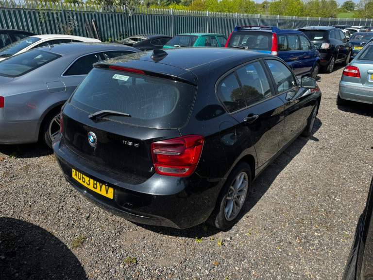 2013 BMW 1 SERIES F20 BLACK BREAKING SPARES PARTS