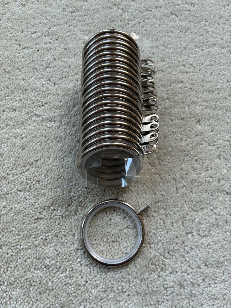 20x chrome metal curtain pole rings with nylon inner and fixed hook. Collect Chichester