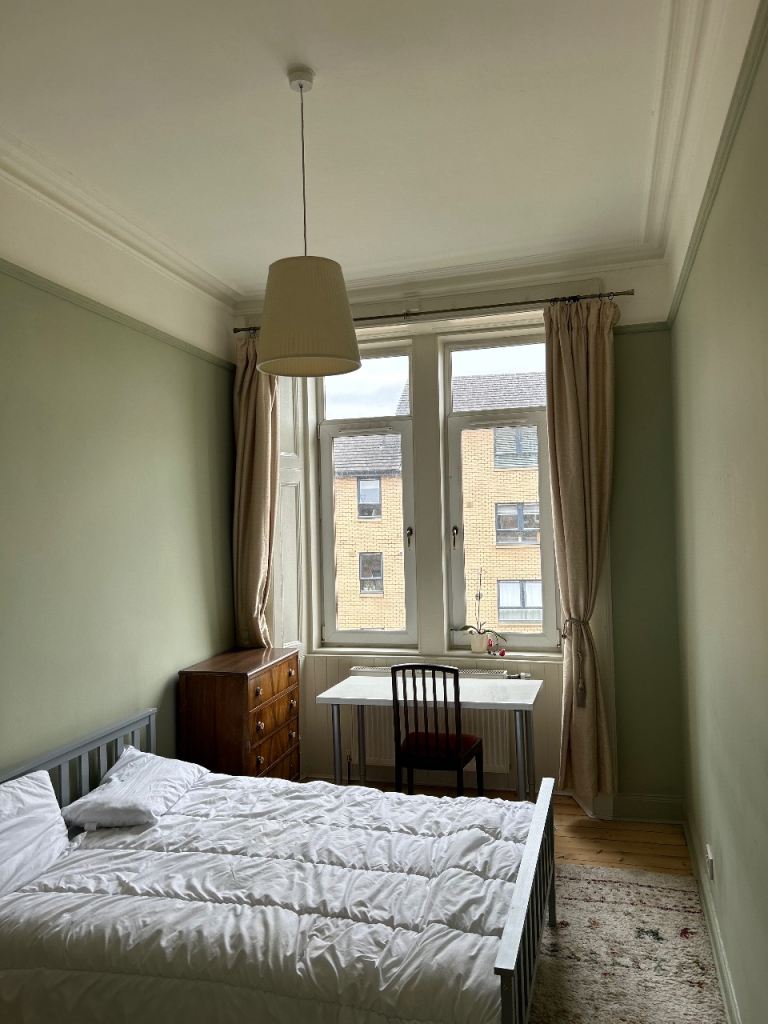 2 bedroom flat, west end, Glasgow 