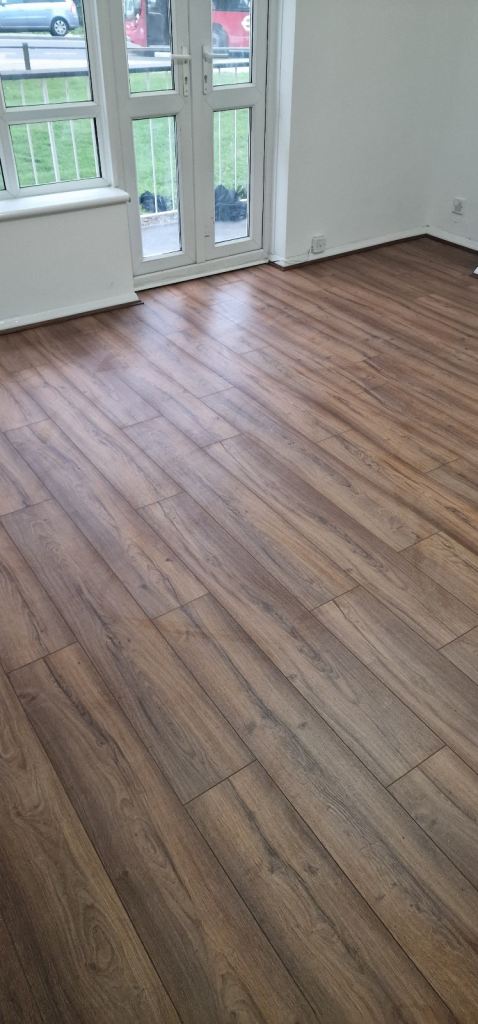 Affordable Carpets & Laminate – Supplied & Fitted Quality Flooring, Expert Finish 