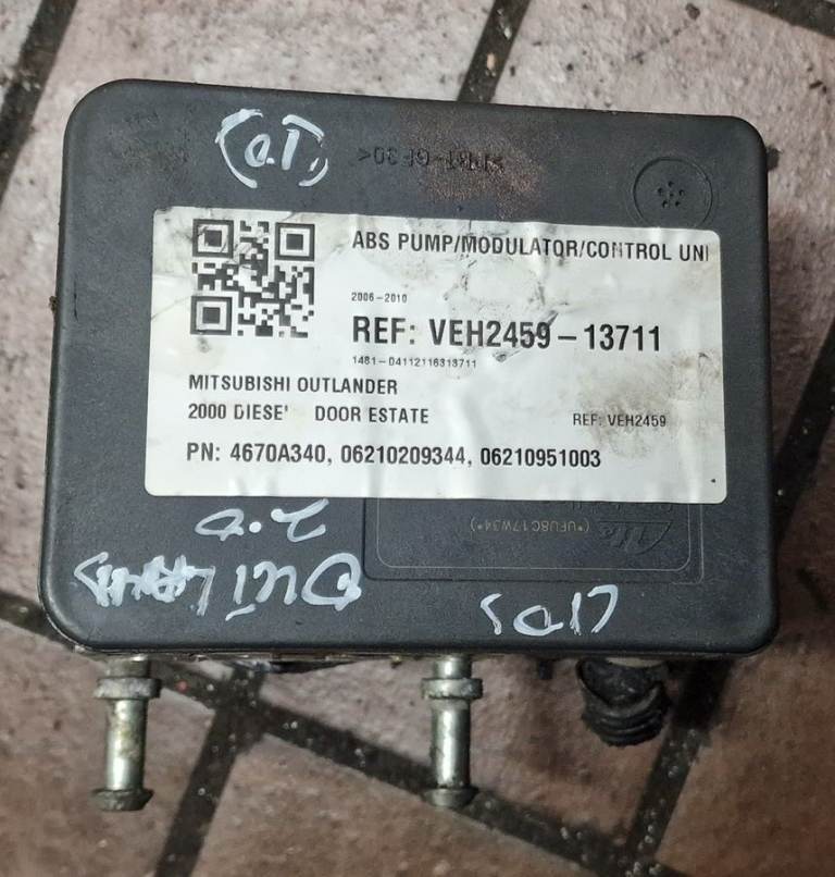 Mitsubishi Outlander 2.0 Di D ABS Pump 2010