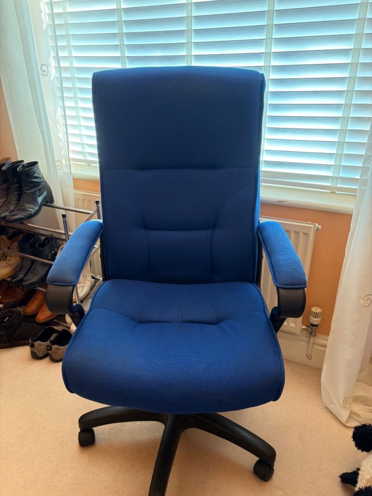 No longer available - Blue office chair