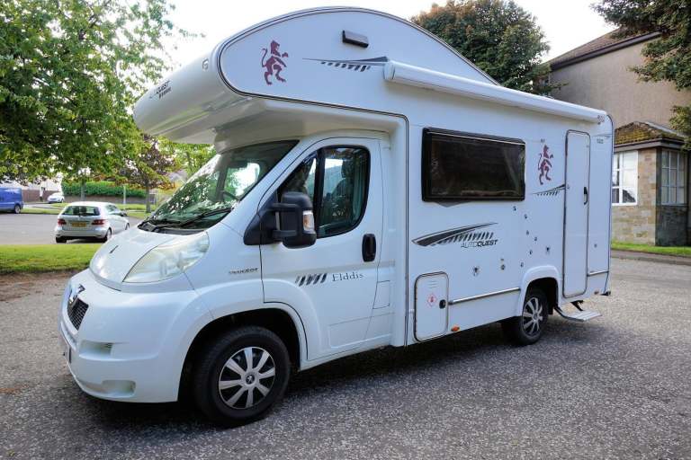 2009 Elddis Autoquest 130, 5-Berth, 4-Seatbelts, Over-cab Bed, End Kitchen 