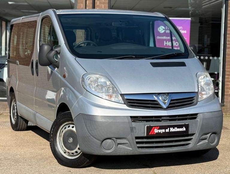2013 Vauxhall Vivaro 2.0 Vivaro  2900 Combi CDTI SWB 5dr Unlisted Diesel Manual