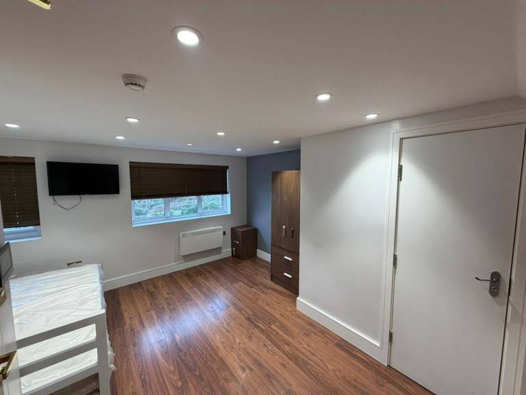 BENEFITS ACCEPTED - Studio Flat Available in Catford Lewisham SE6