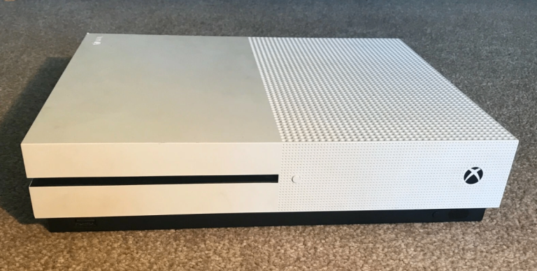 Xbox one s. 512gb 
