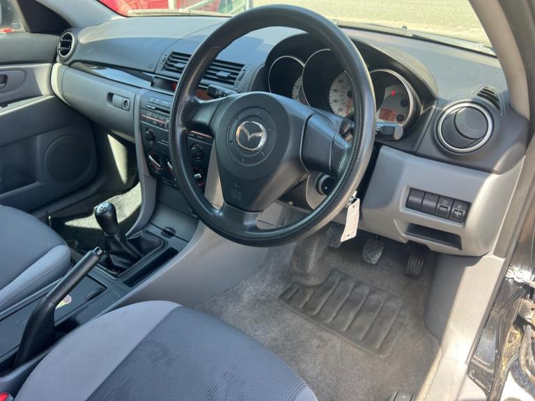 4 Former Keeper Mazda 3 1.6 Diesel