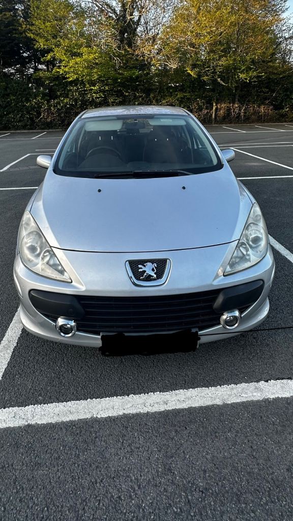 Peugeot 307 Line 1.4 Petrol 2007 in Silver