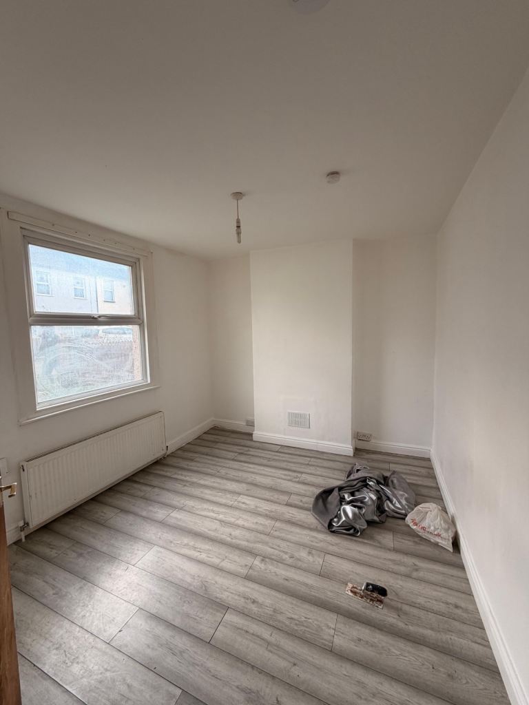 Company Let - 4 bedroom House, SW16