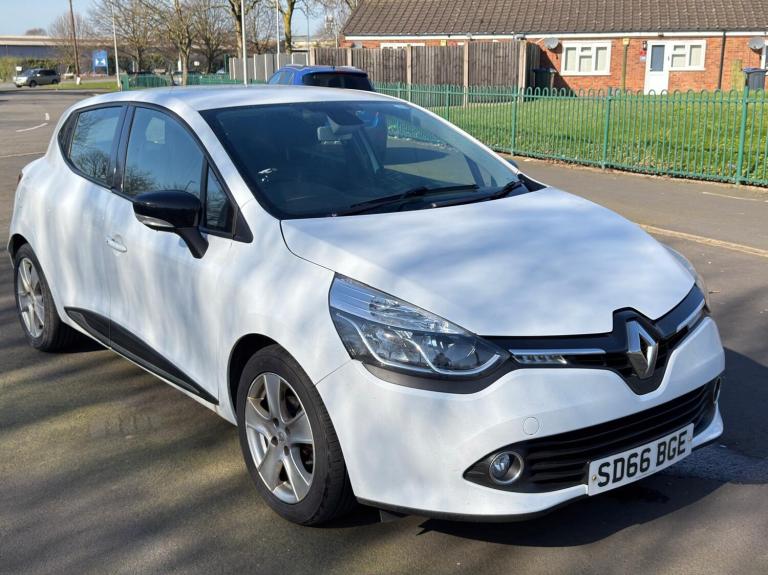 2016 Renault Clio 1.5 dCi 90 Dynamique Nav 5dr HATCHBACK Diesel Manual