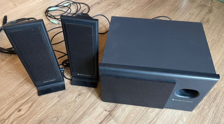 Altec Lansing TS2121 computer audio speakers with subwoofer and cables