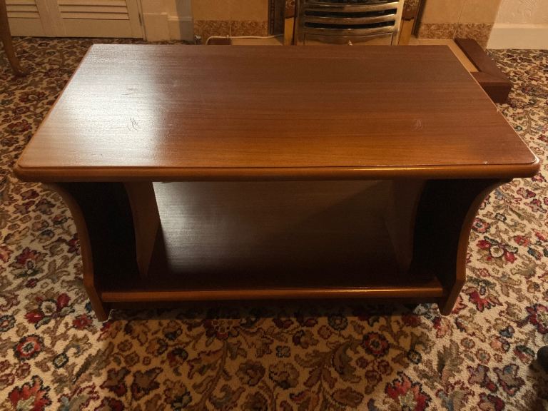 Vintage Mid-Century Style Teak/Walnut Veneer TV Stand & Hi-Fi LP Media Unit
