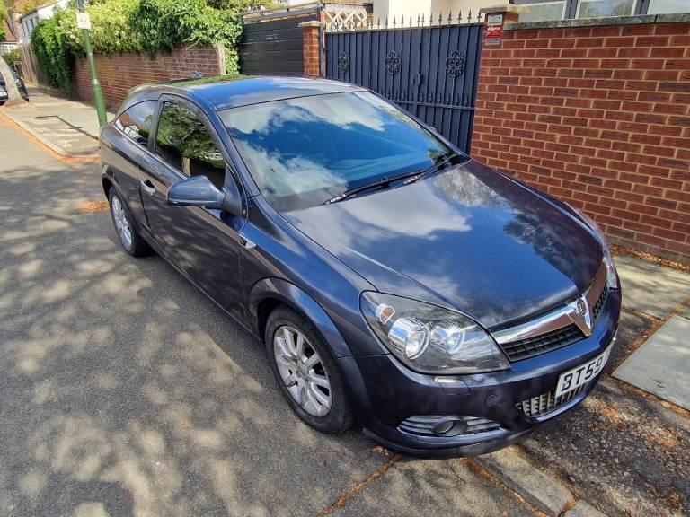 AUTOMATIC VAUXHALL ASTRA 1.8 ULEZ FREE DRIVES GREAT 