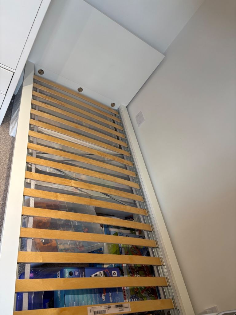 Single bed frame 