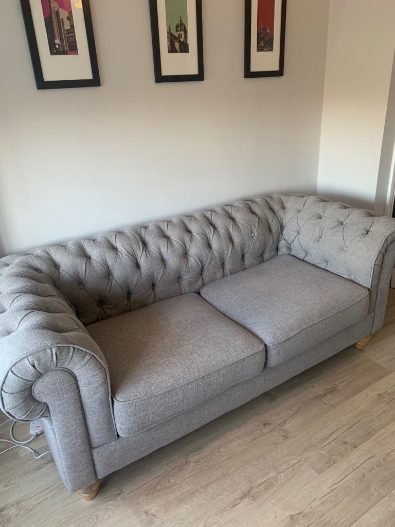 Two seater chesterfield style sofa 
