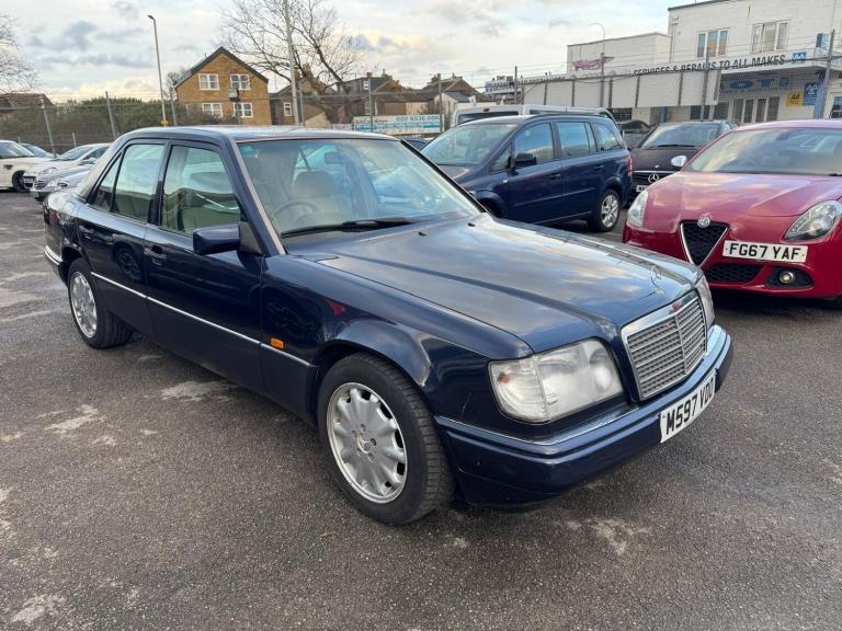 1995 Mercedes-Benz E Class 2.0 E200 SE Limited Edition 4dr Petrol