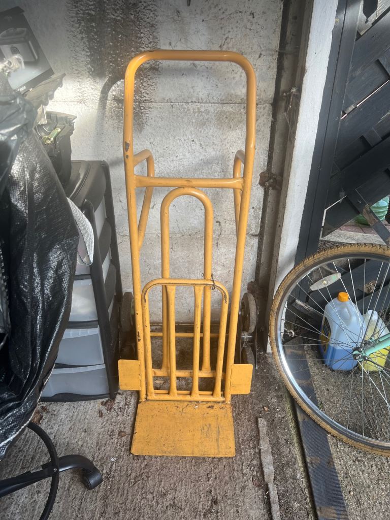 Heavy Duty  3 Wheel Foldable Trolley  Climb Stairs Load Carrier Sack Barrow Truck used. 