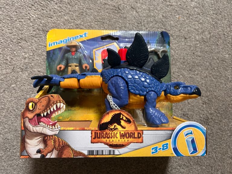 Fisher-Price Jurassic World Stegosaurus Dinosaur & Dr. Alan Grant, 3-Piece Poseable Figure Set.