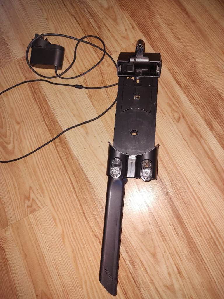 Dyson v7 wall charger 