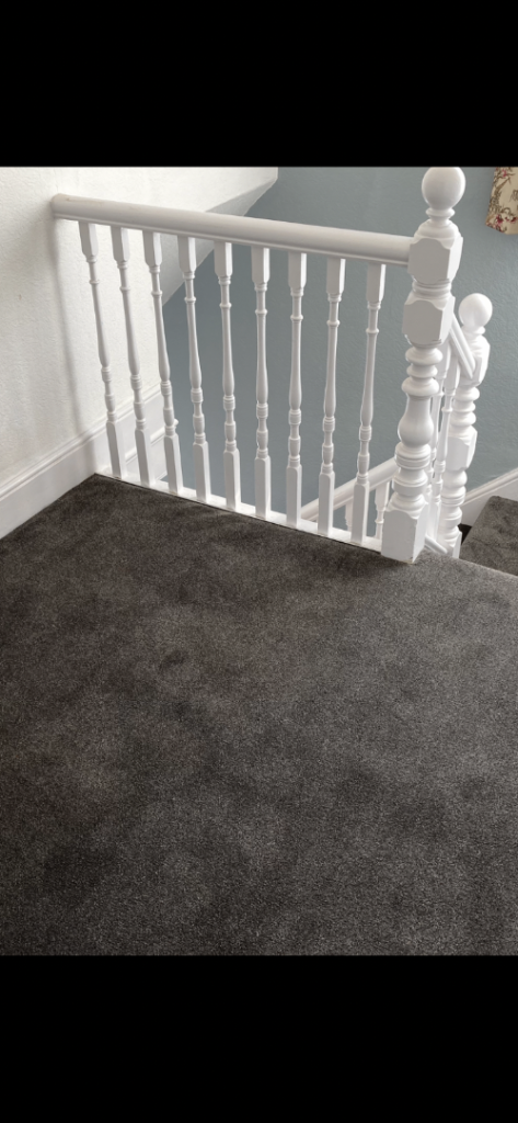 Carpet and vinyl flooring fitter 