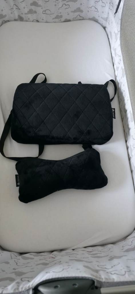 Cosair gaming chair cushion 