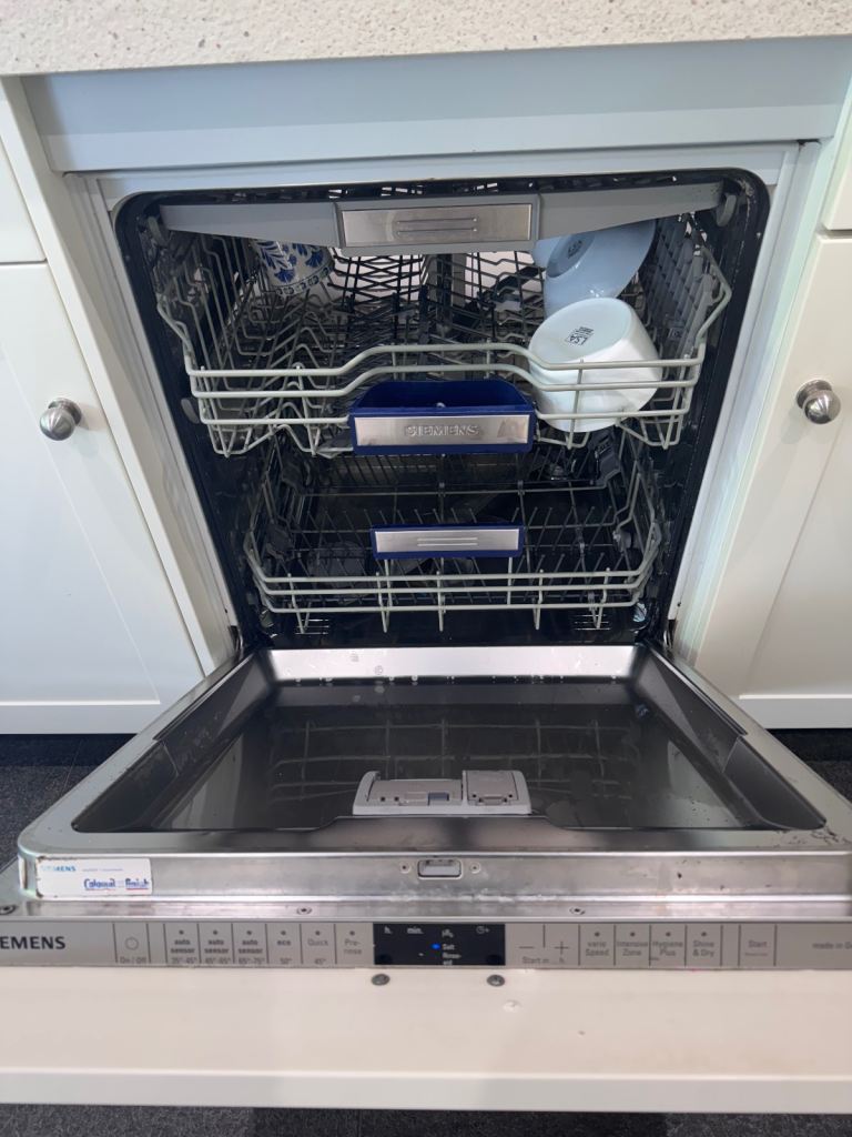 Siemens Integrated Dishwasher - Silver, Working Condition