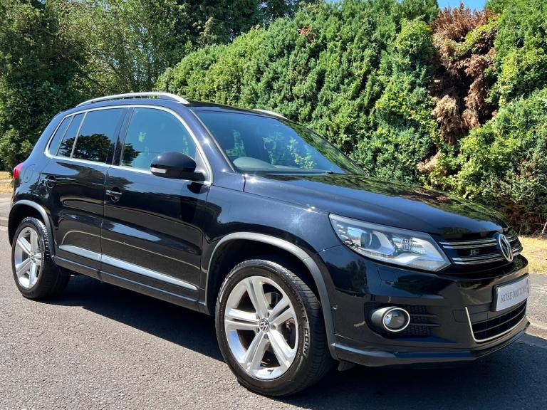 2015 Volkswagen Tiguan 2.0 TDi BlueMotion Tech R-Line 150 5dr [NAV] ESTATE Diesel Manual
