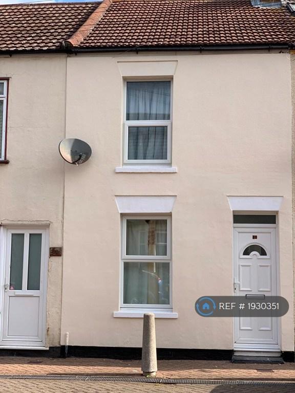 2 bedroom house in Unity Street, Sheerness, ME12 (2 bed) (#1930351)