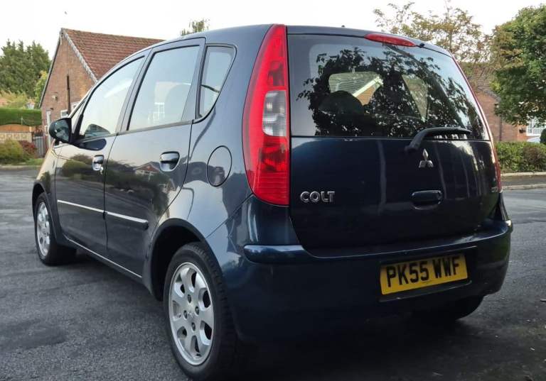 1 Prev owner. MOT 31/10/26. Well maintained. 2005/55 Mitsubishi Colt Equippe Diesel 1.5 DI-D 5 door