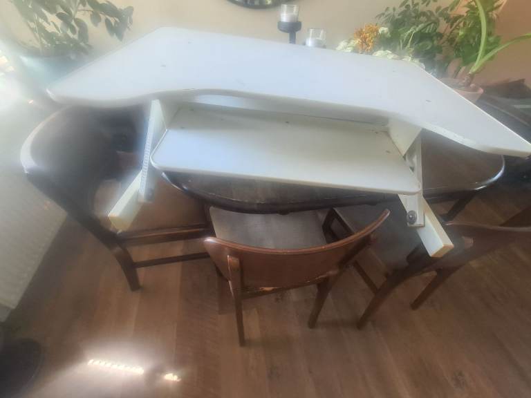 White Adjustable Height Laptop Desk – Good Condition